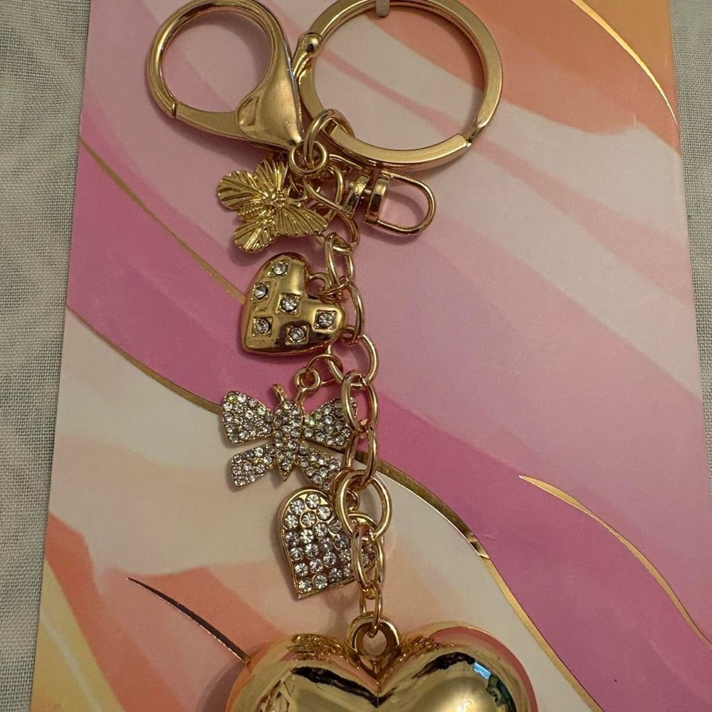 NEW Coco Skye Gold Heart Keychain with Charms - Picture 2 of 2